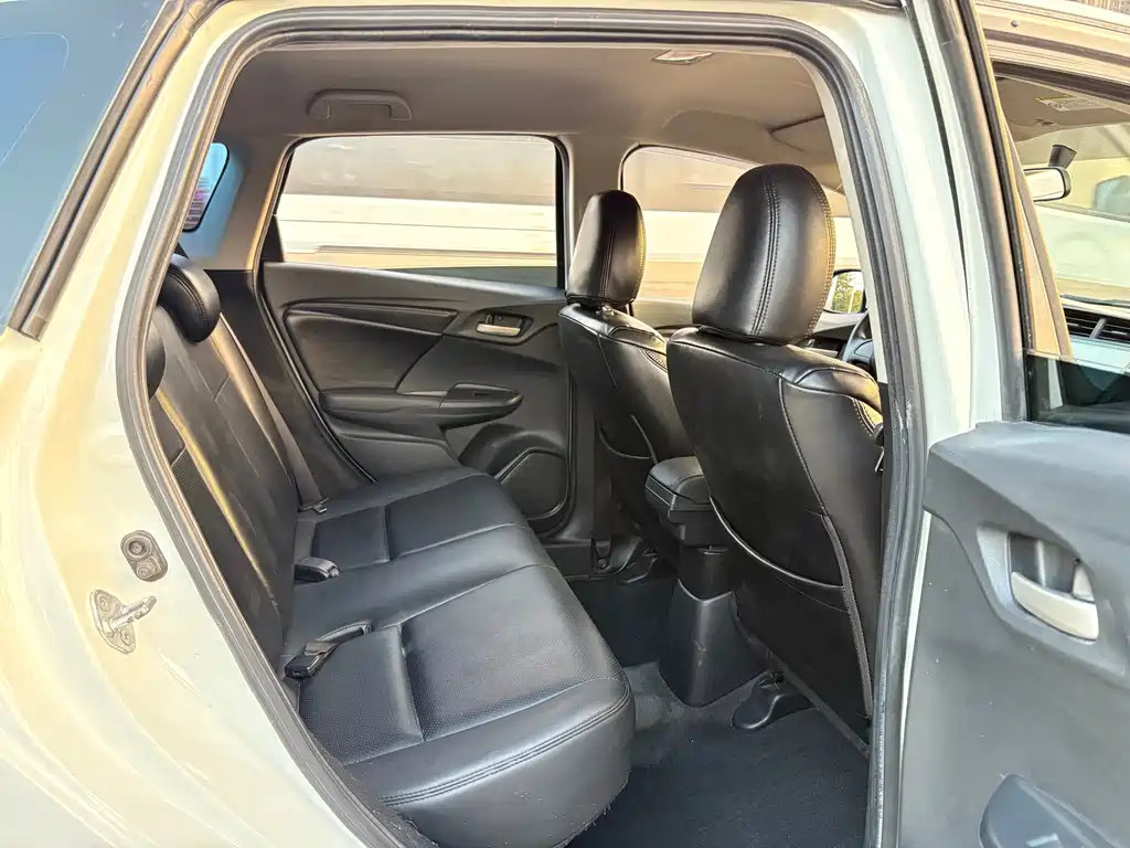 Honda Fit — миниатюра 14