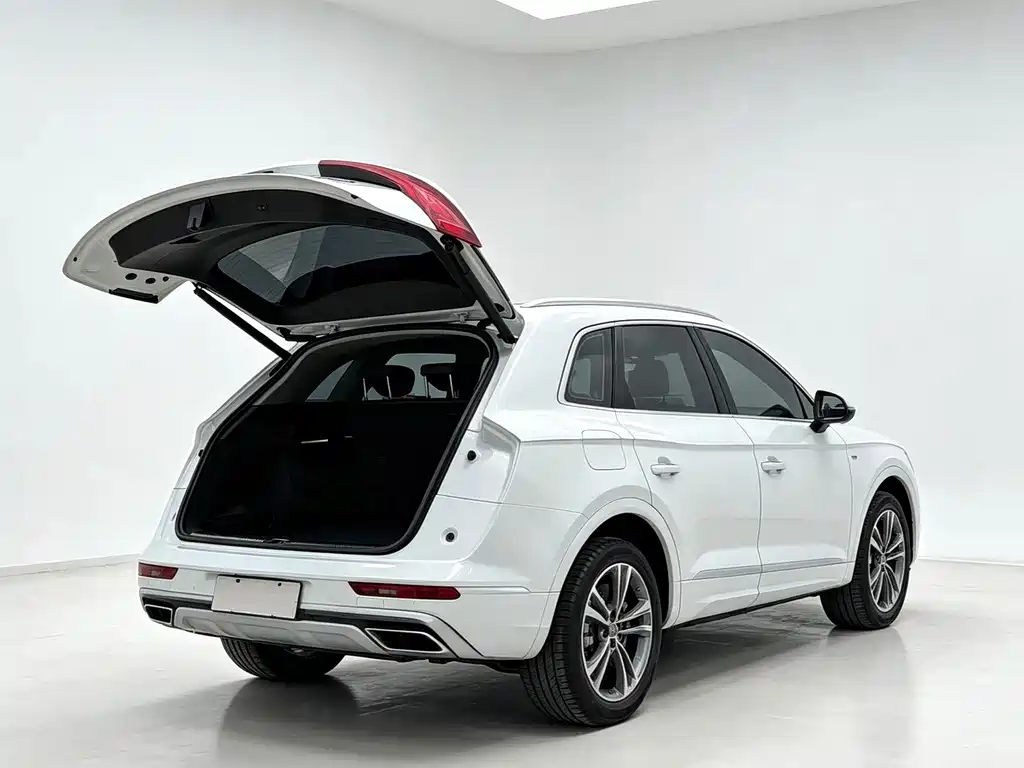 Audi Q5L — миниатюра 5