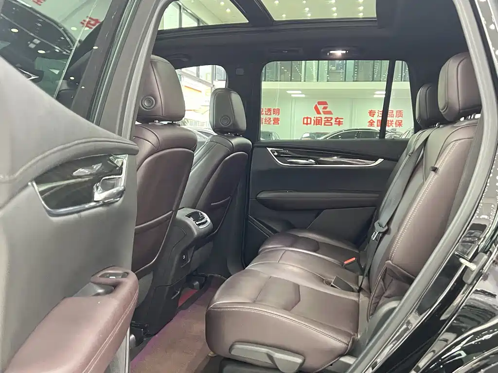 Cadillac XT6 — миниатюра 6