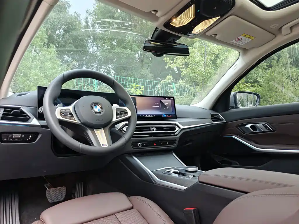 BMW 3 Series — миниатюра 12