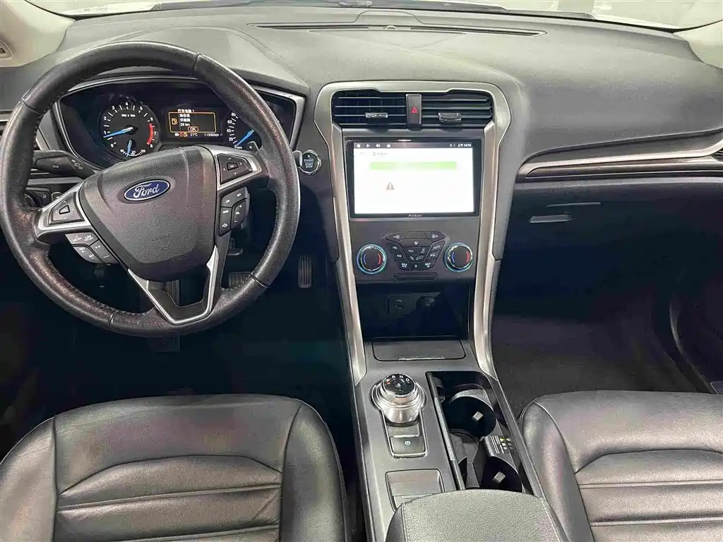 Ford Mondeo — миниатюра 9