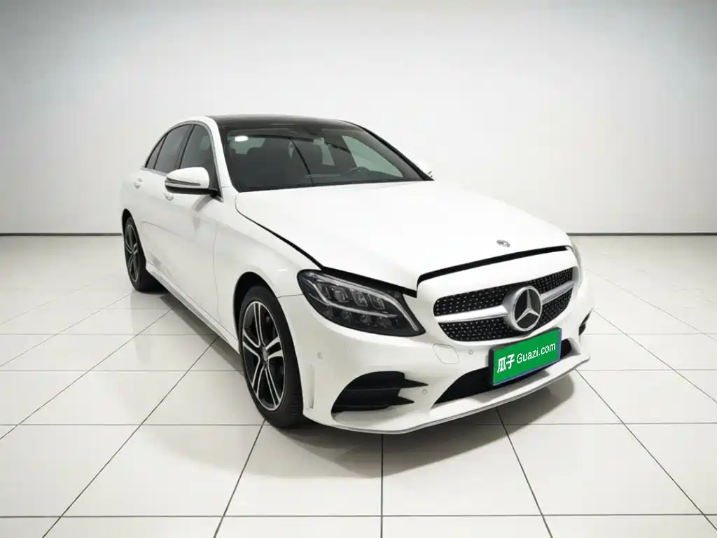 Mercedes-Benz C-Class — миниатюра 3