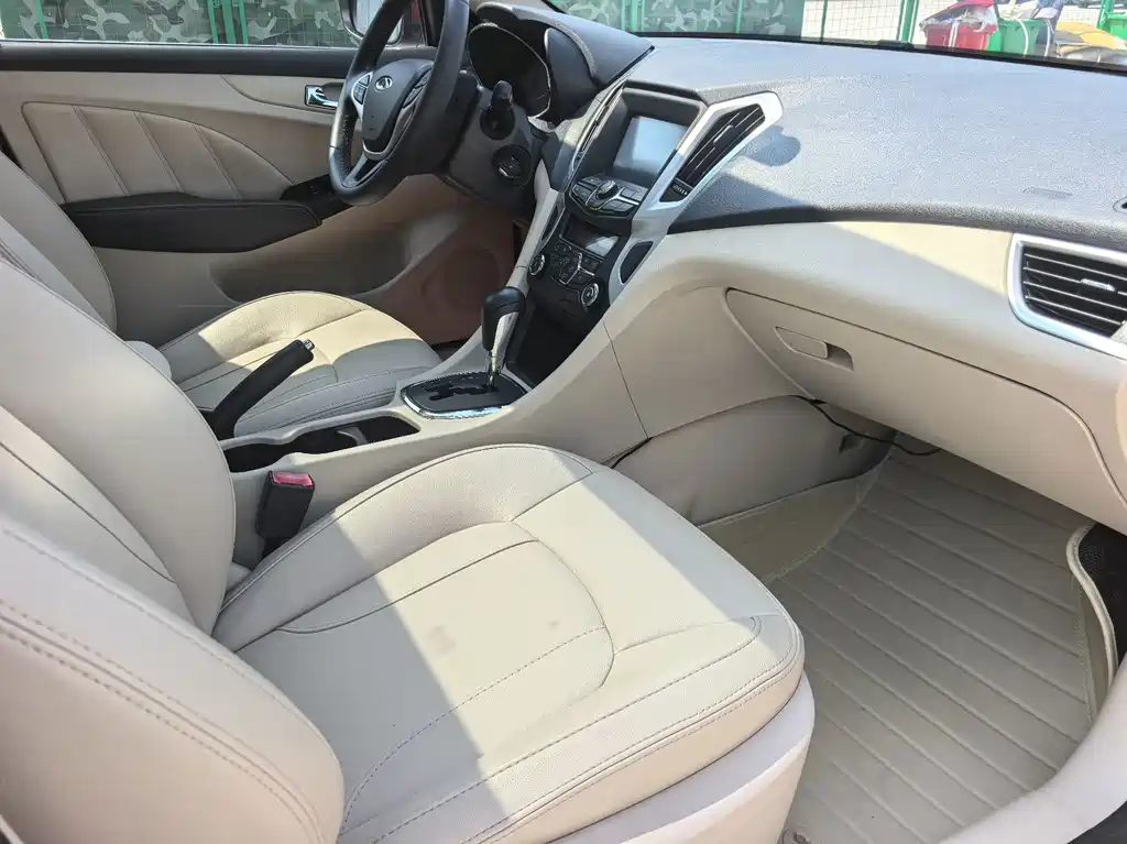 Chery Arrizo 7 — миниатюра 19