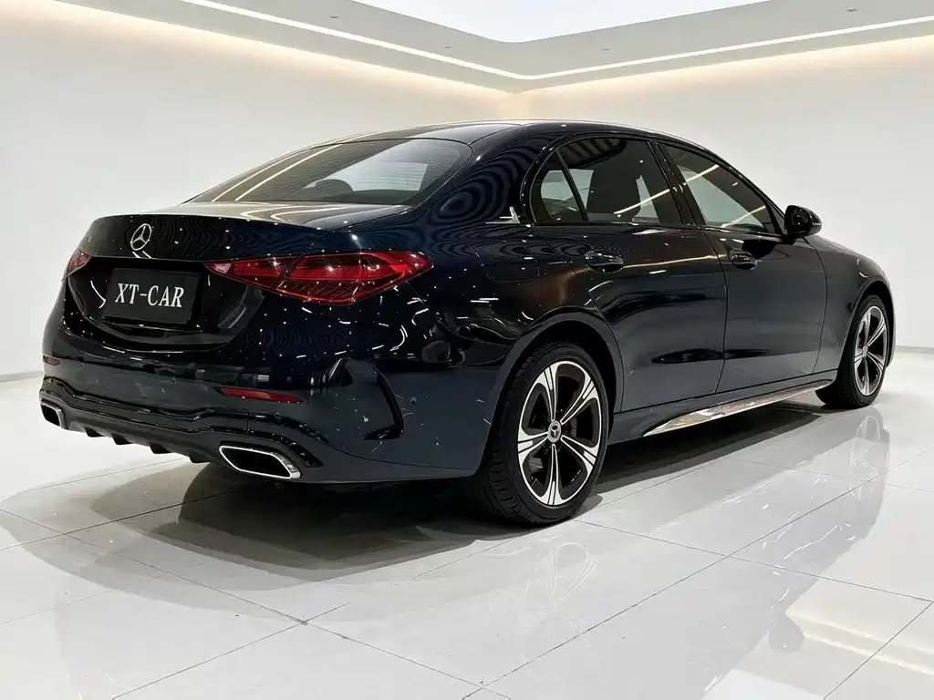 Mercedes-Benz C-Class — миниатюра 8