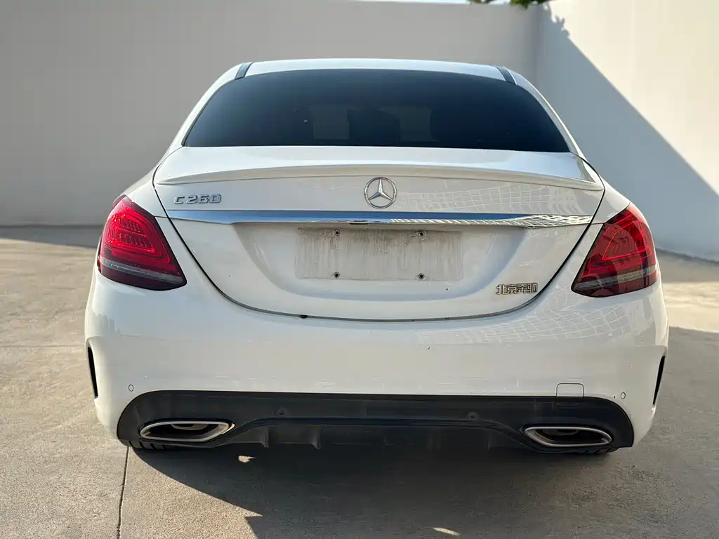 Mercedes-Benz C-Class — миниатюра 17