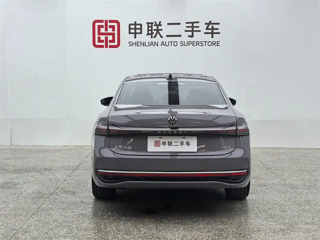 Volkswagen Passat 2025 Pro 380TSI