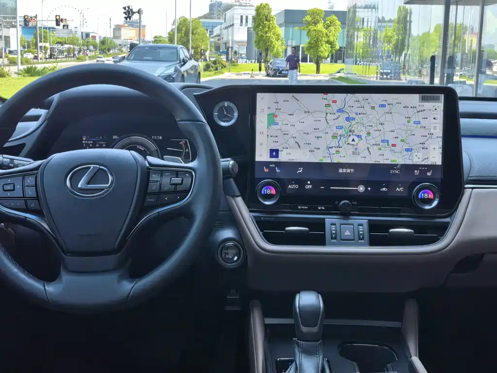 Lexus ES — миниатюра 18