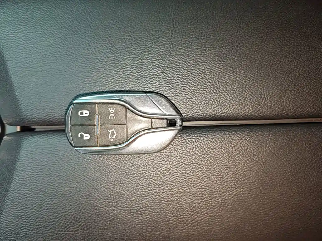 Maserati Ghibli — миниатюра 9