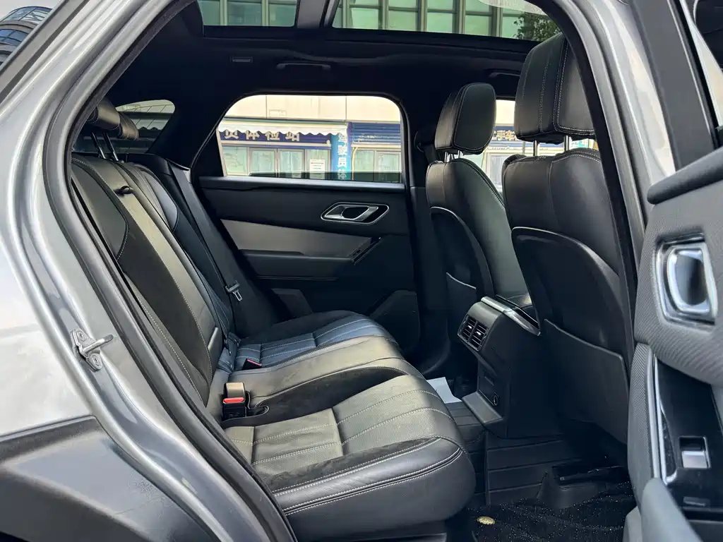 Land Rover Velar — миниатюра 12