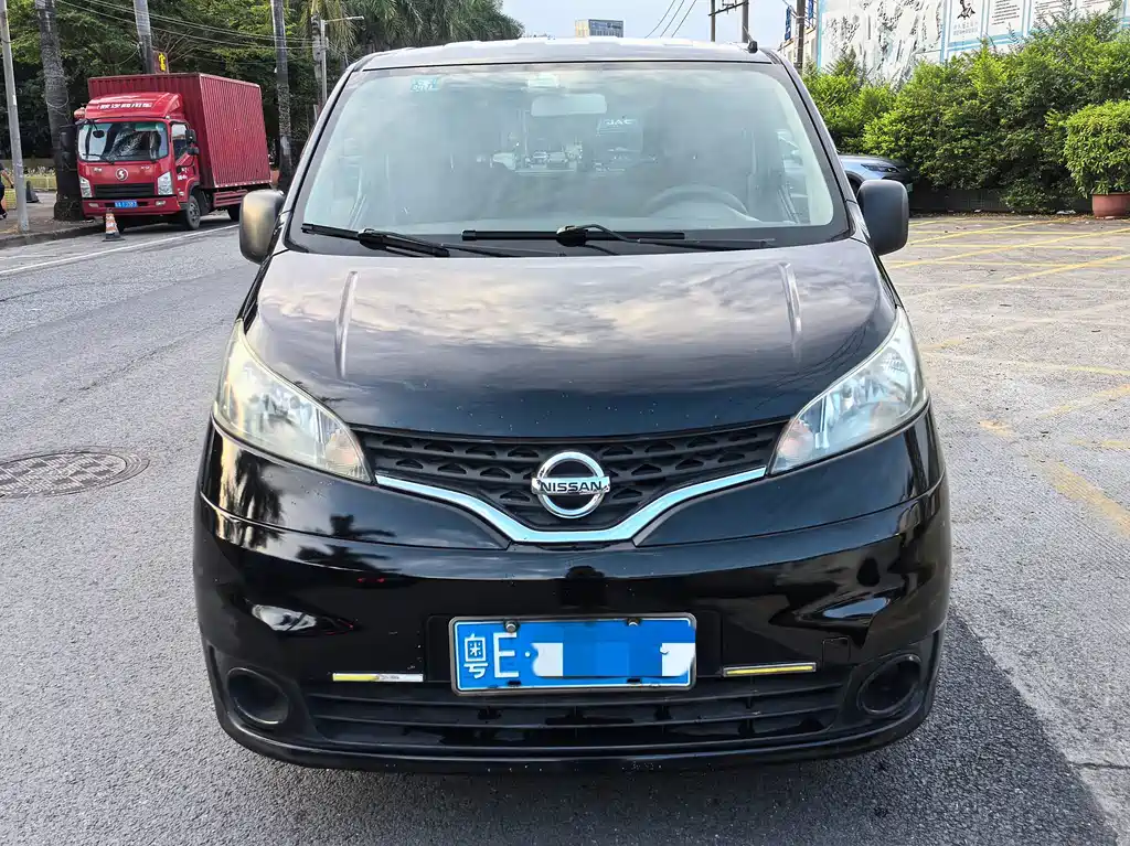 Nissan NV200 — миниатюра 2