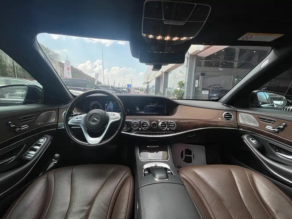 Mercedes-Benz S-Class — миниатюра 8