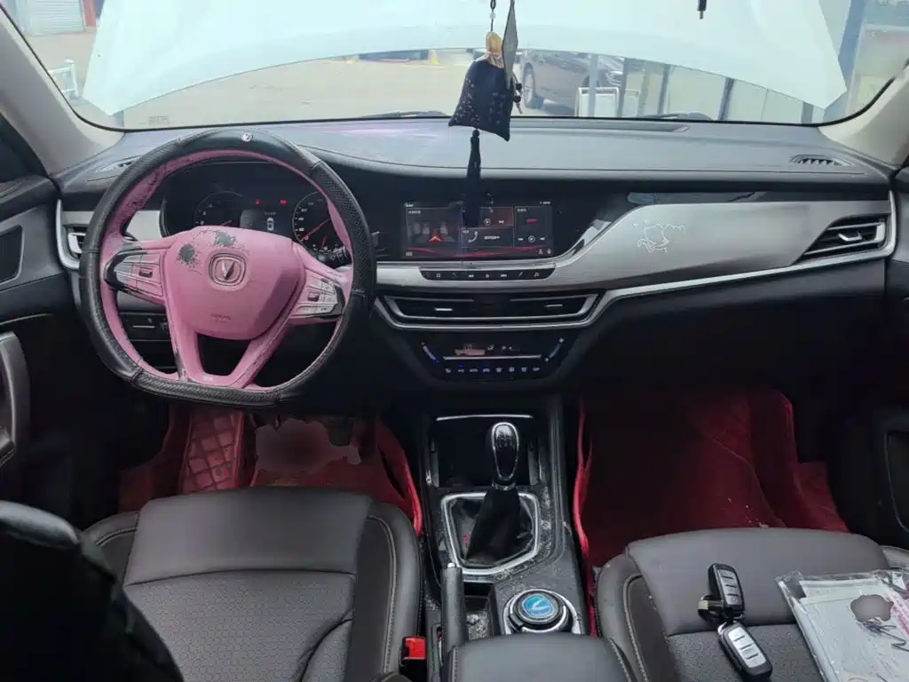 Changan CS35PLUS — миниатюра 10