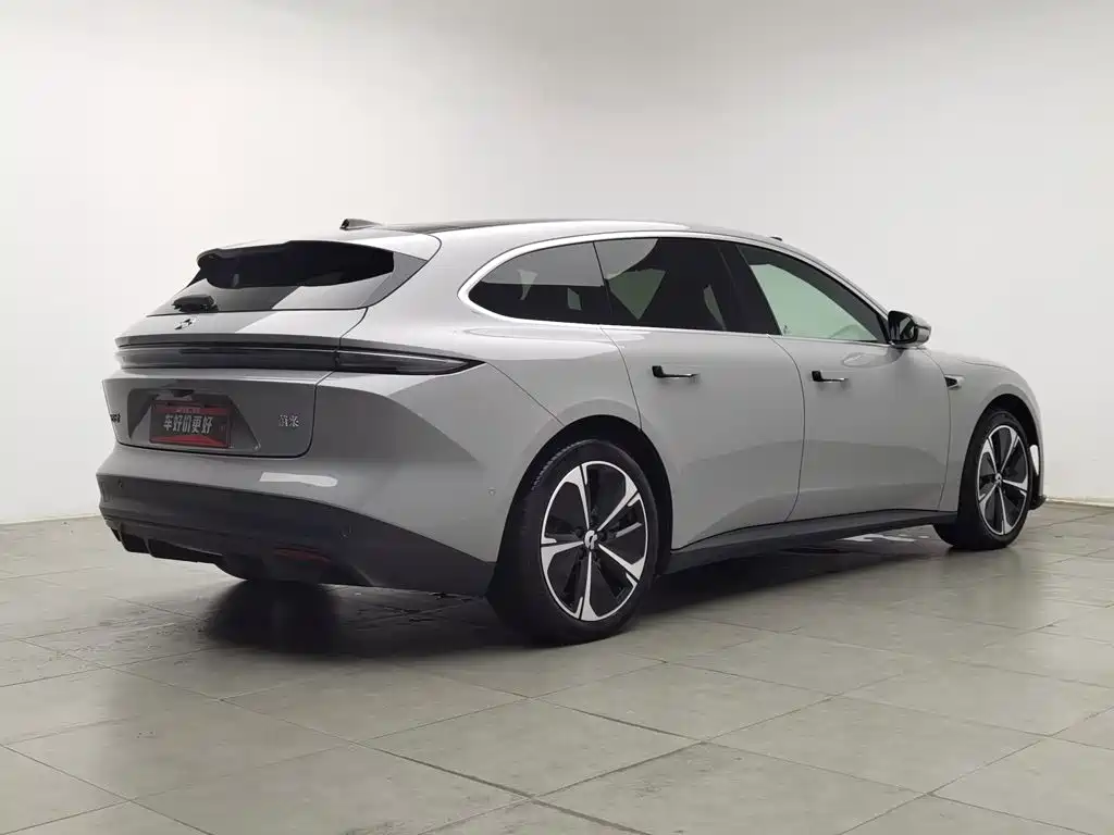 NIO ET5T — миниатюра 2