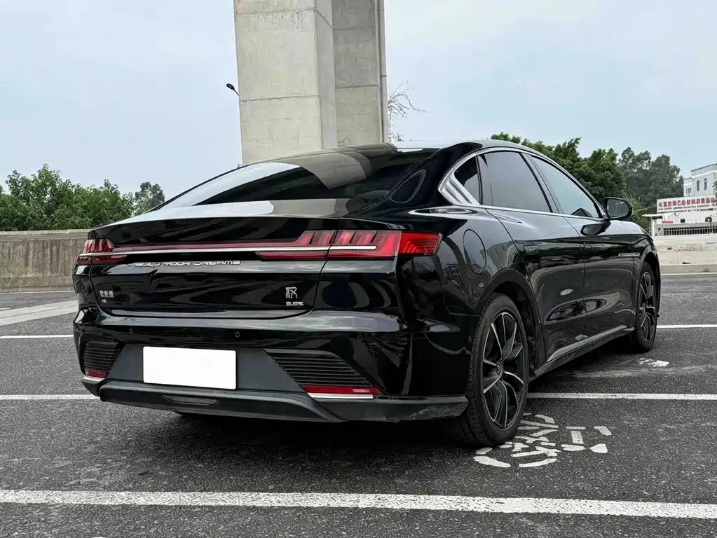 BYD Han — миниатюра 2