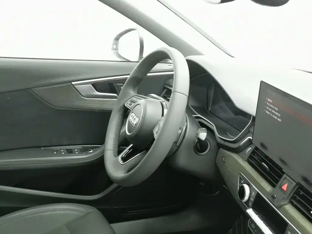 Audi A4L — миниатюра 22