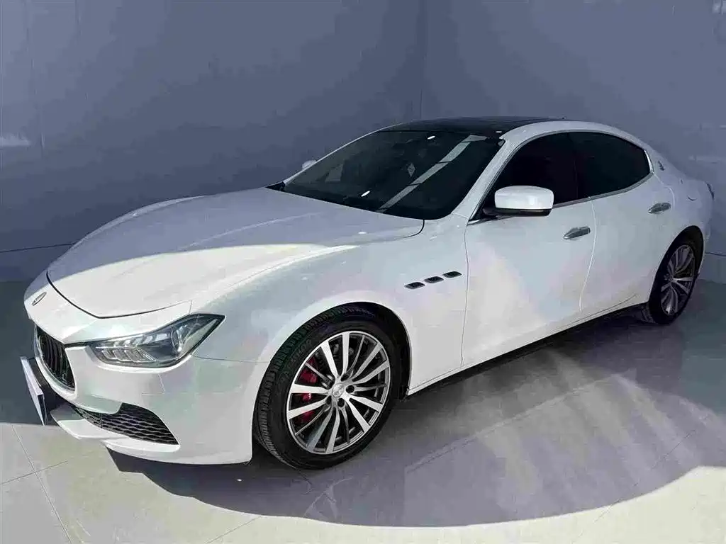 Maserati Ghibli 2015