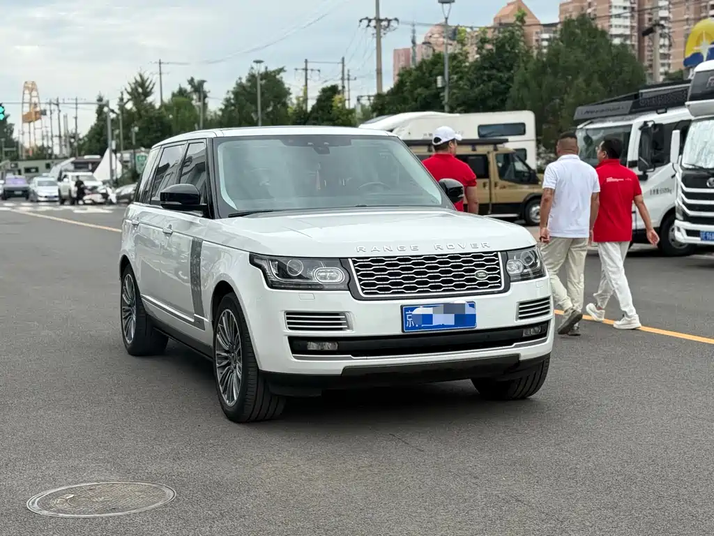 Land Rover Range Rover — миниатюра 3