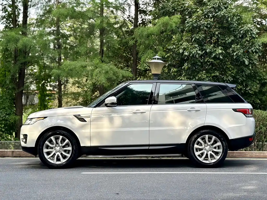 Land Rover Range Rover Sport 2016 3.0 SDV6 HSE DYNAMIC