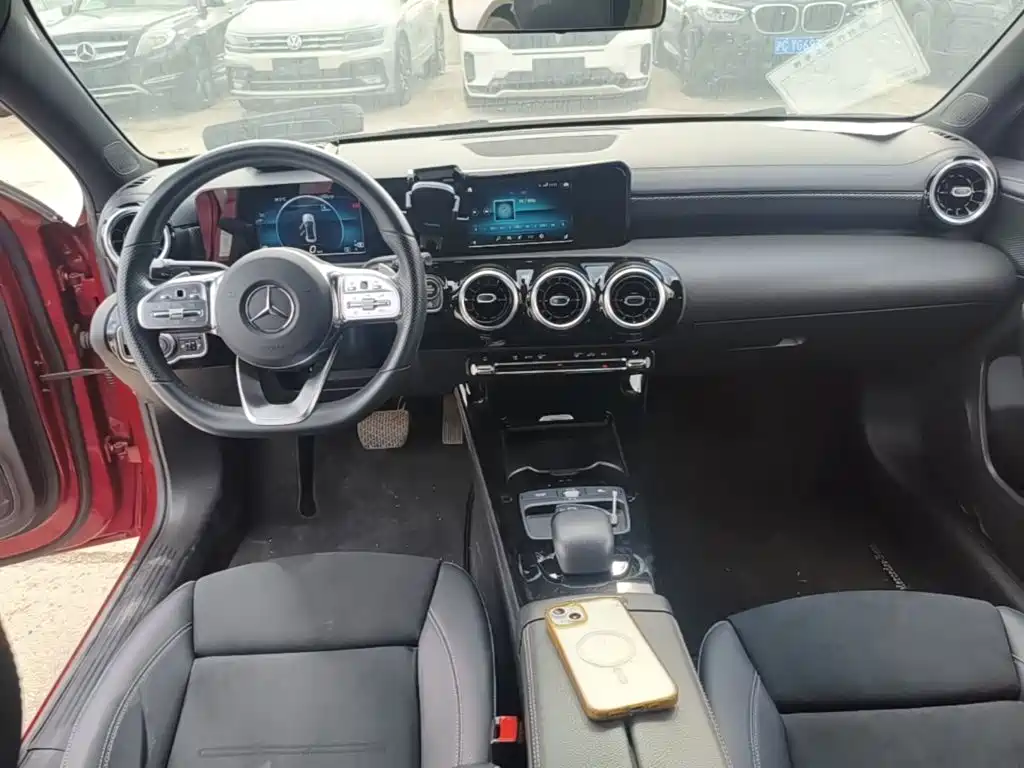 Mercedes-Benz A-Class — миниатюра 10