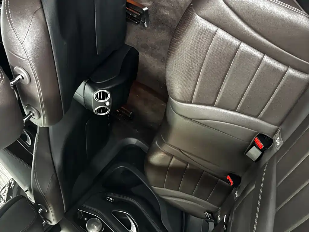 Mercedes-Benz GLC — миниатюра 13