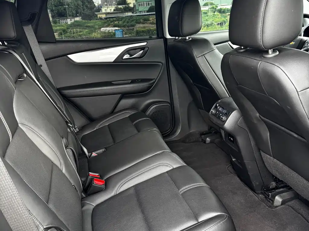 Chevrolet Blazer — миниатюра 13