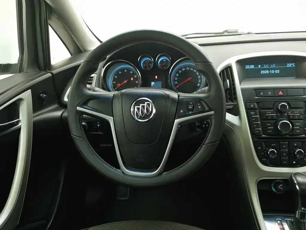 Buick Excelle — миниатюра 11
