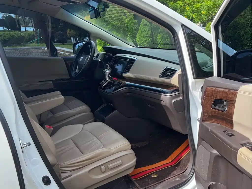 Honda Odyssey — миниатюра 8
