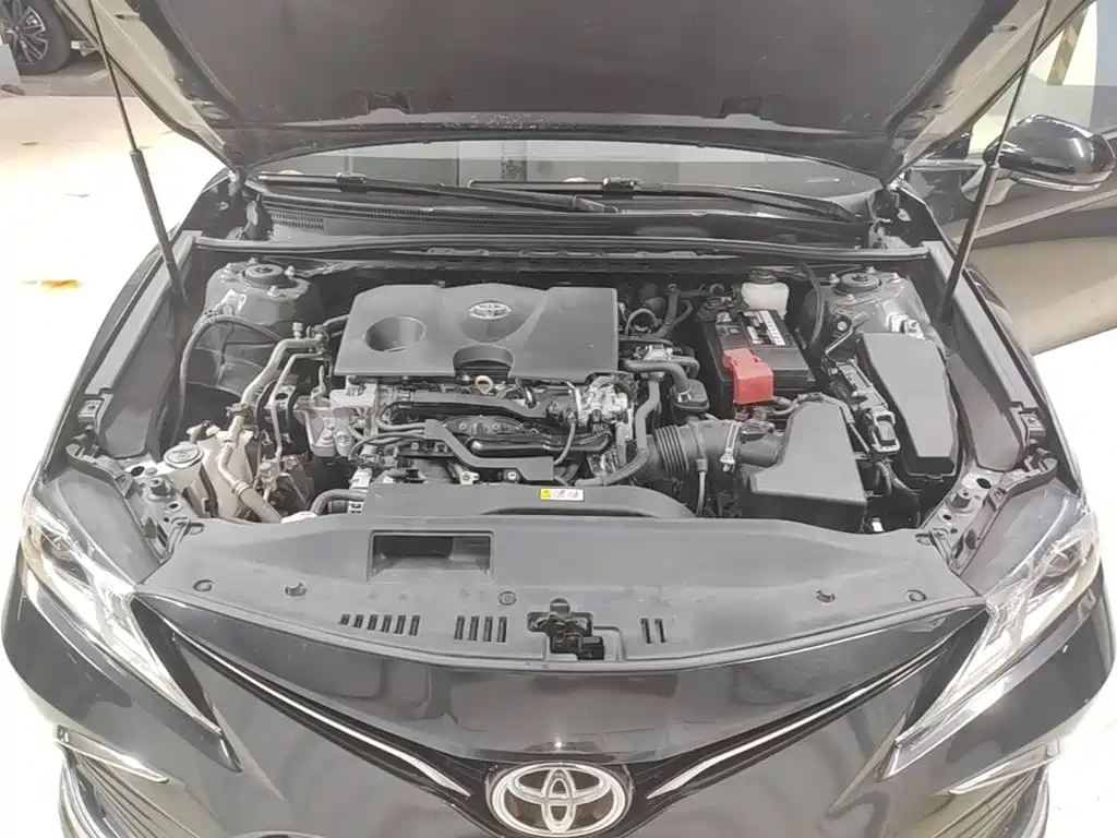 Toyota Camry — миниатюра 20