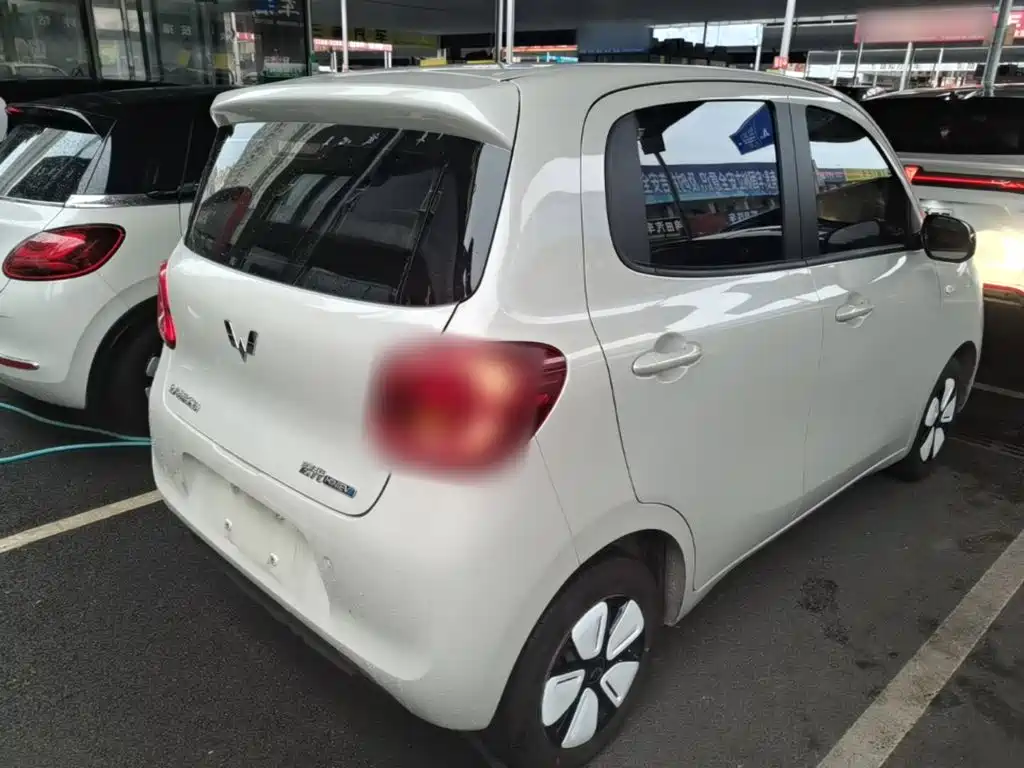 Wuling MINIEV — миниатюра 7