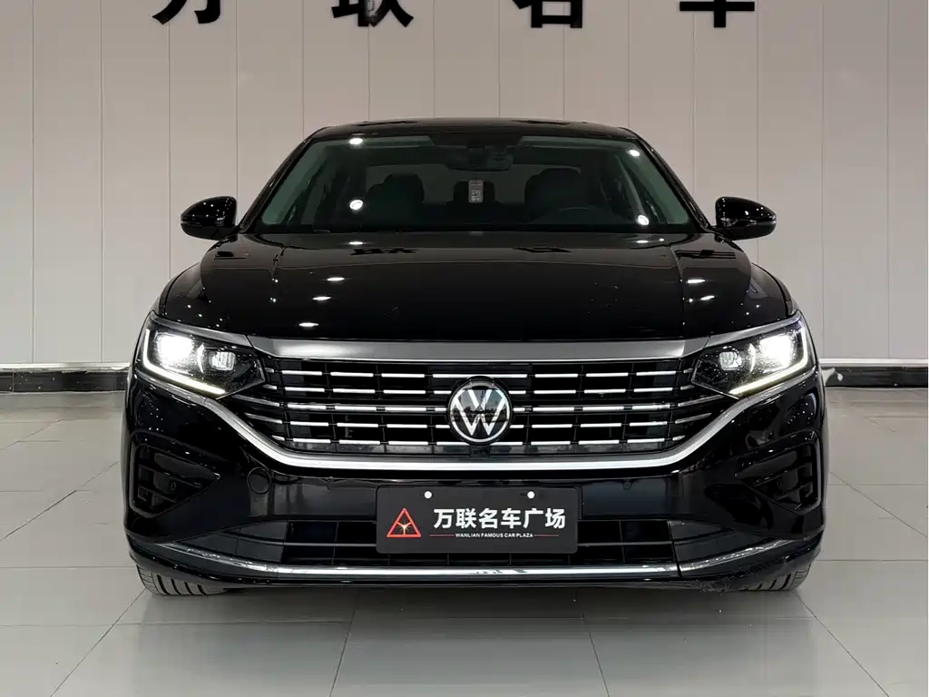 Volkswagen Passat 2022 330TSI Elite