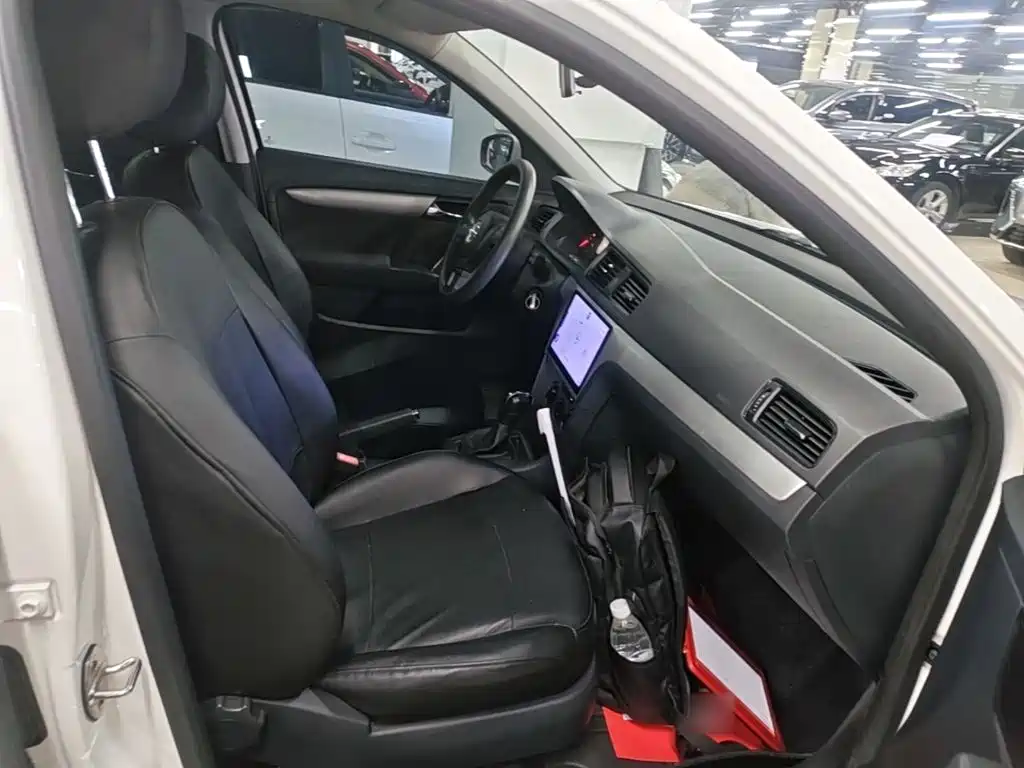 Volkswagen Lavida — миниатюра 25