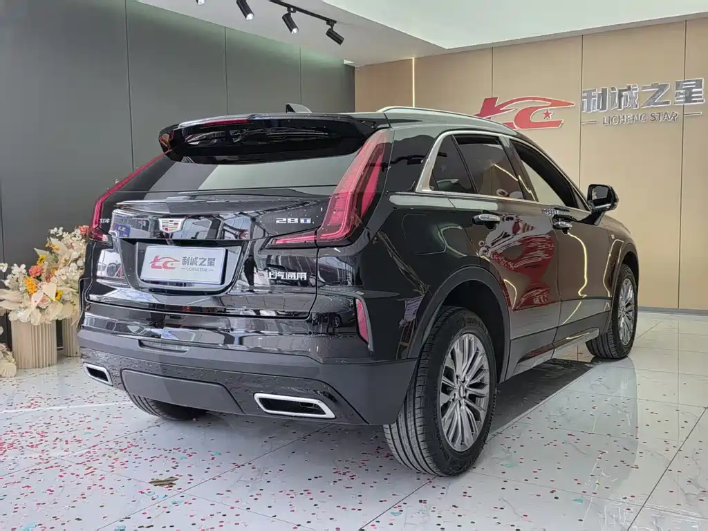 Cadillac XT4 — миниатюра 4