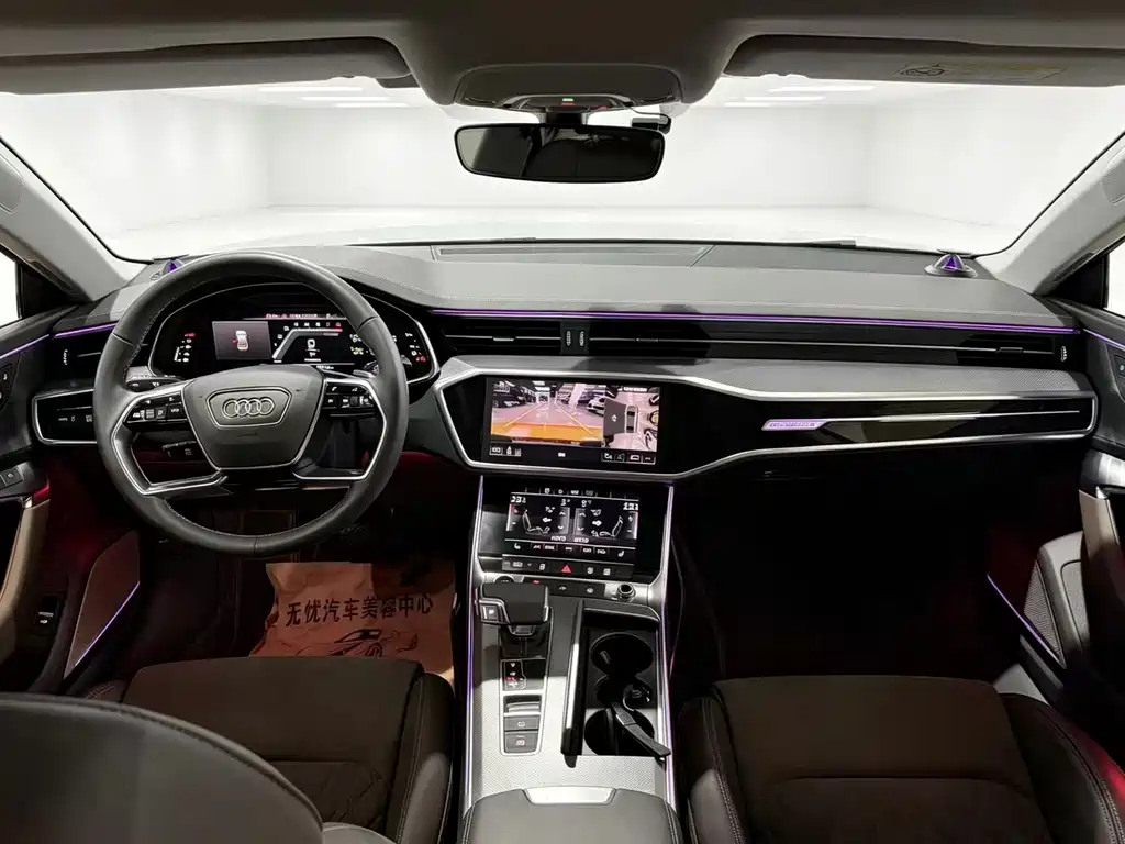 Audi A7L 2024 45TFSI quattro S-line