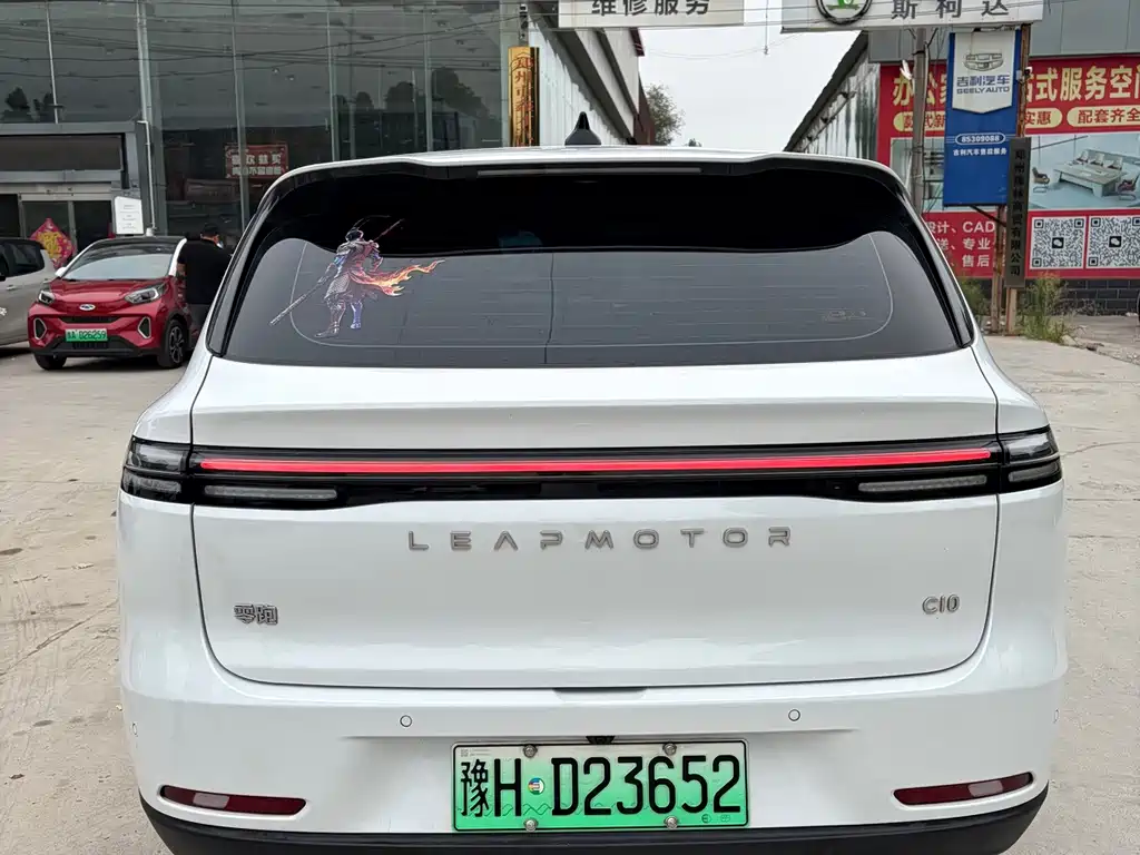 Leapmotor Leapmotor C10 — миниатюра 7