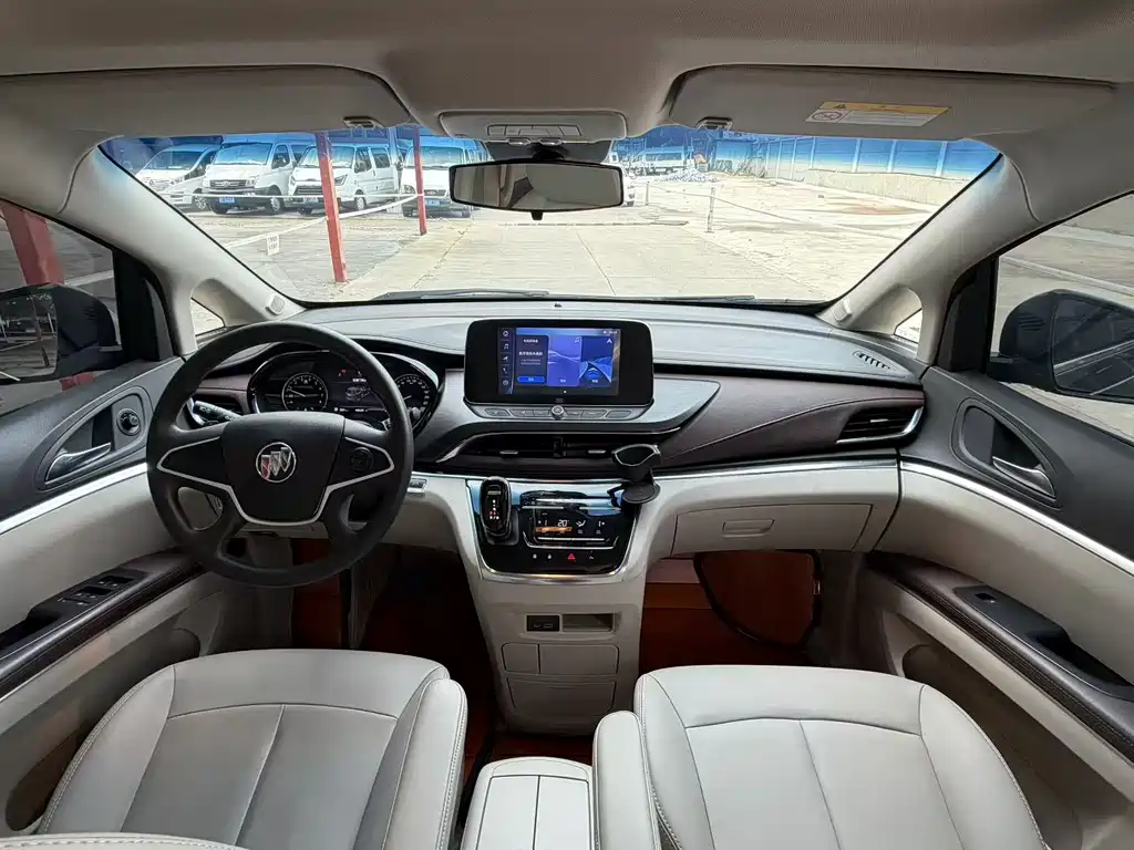Buick GL8 — миниатюра 5