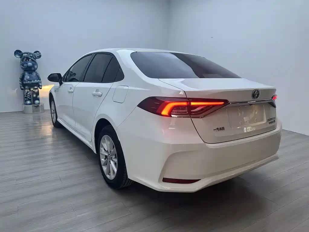 Toyota Corolla 2021 1.8L E-CVT Elite