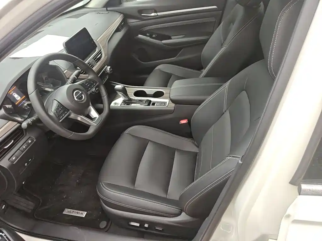 Nissan Teana — миниатюра 15