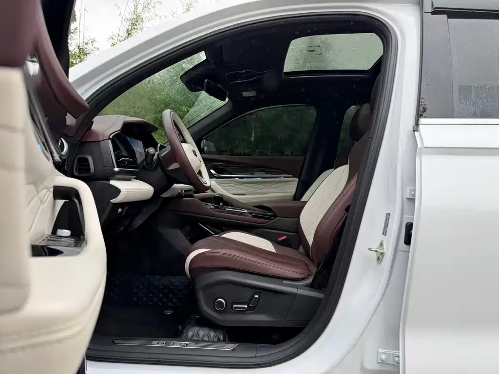 Geely Xingyue L — миниатюра 7
