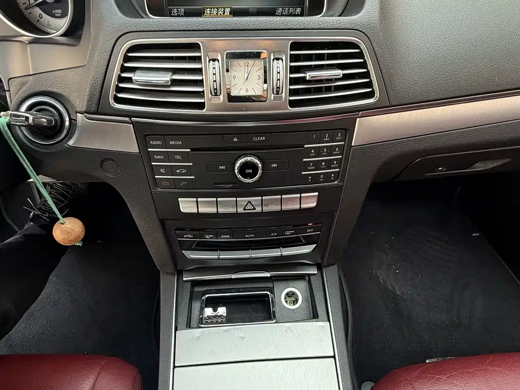 Mercedes-Benz E-Class (Import) — миниатюра 8
