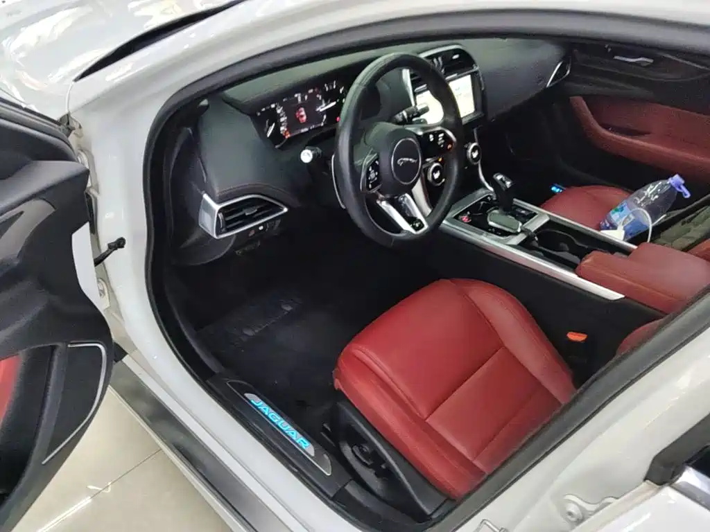 Jaguar XEL — миниатюра 16