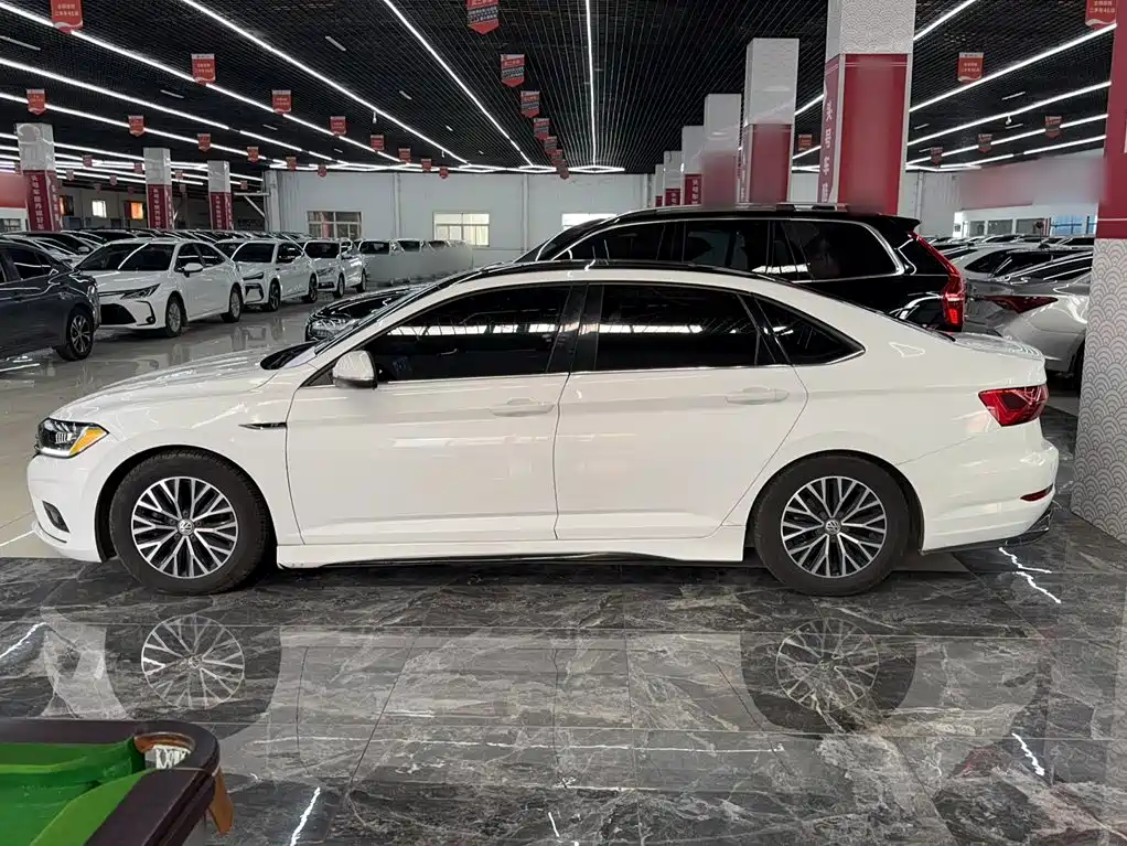 Volkswagen Sagitar — миниатюра 5