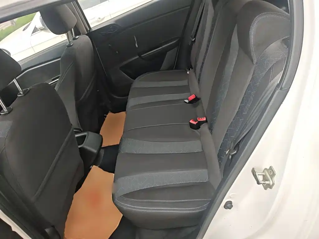 Baojun 310 — миниатюра 17