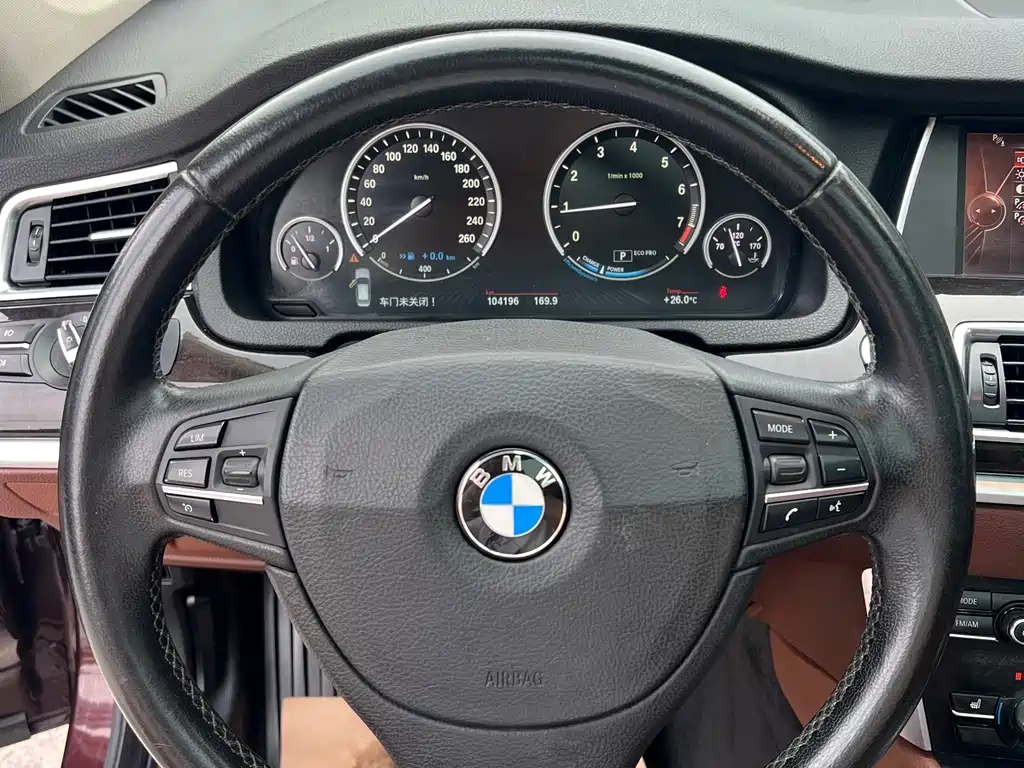 BMW 5 Series GT 5 GT 2015 528i Lead