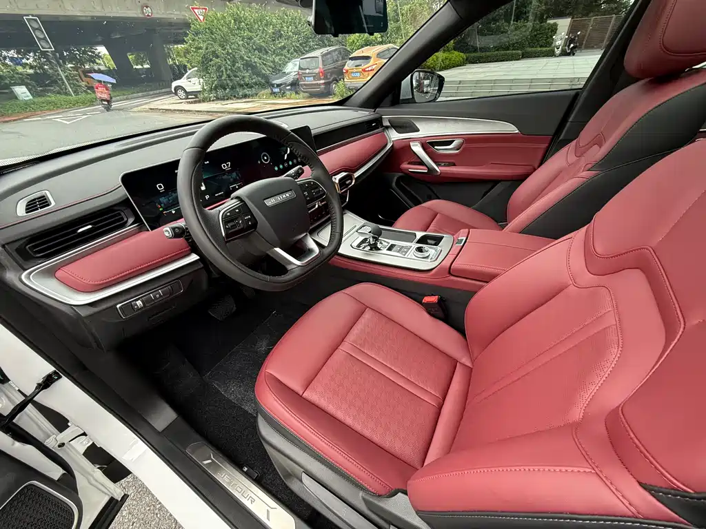 JETOUR X70 PLUS 2025 Champion 1.5T DCT Champion PRO 7 мест