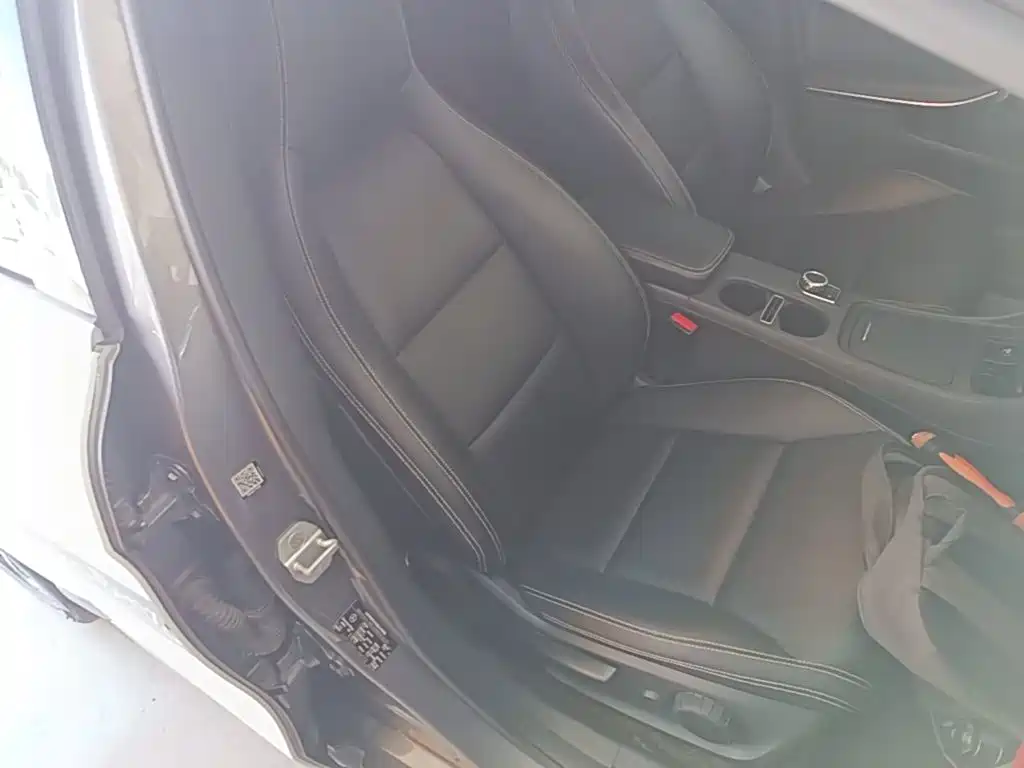Mercedes-Benz GLA — миниатюра 25