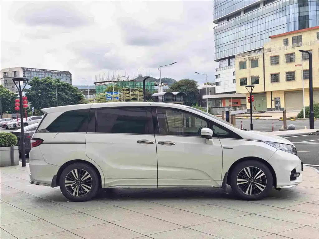 Honda Odyssey — миниатюра 4