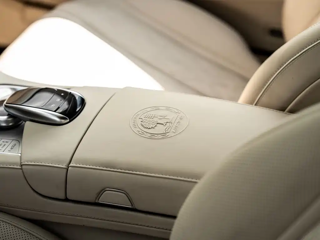 Mercedes-Benz S-Class — миниатюра 16