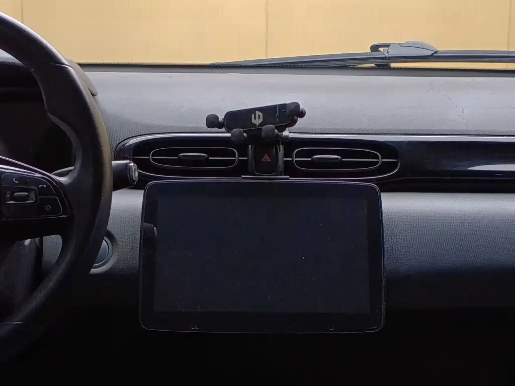 Leapmotor Leapmotor T03 — миниатюра 17