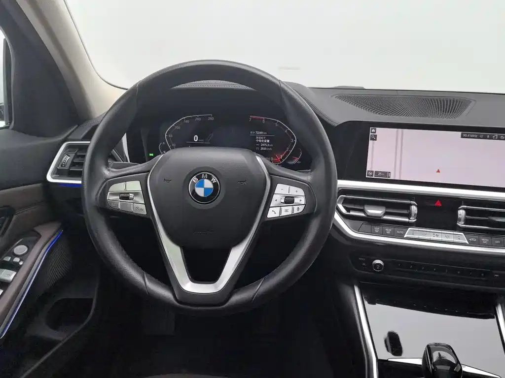 BMW 3 Series — миниатюра 11