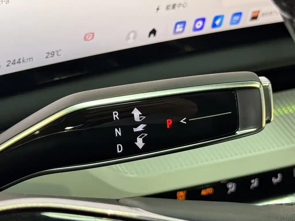 Cadillac IQ — миниатюра 9